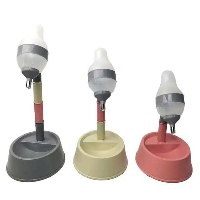 Pet feeder with Water Bottle